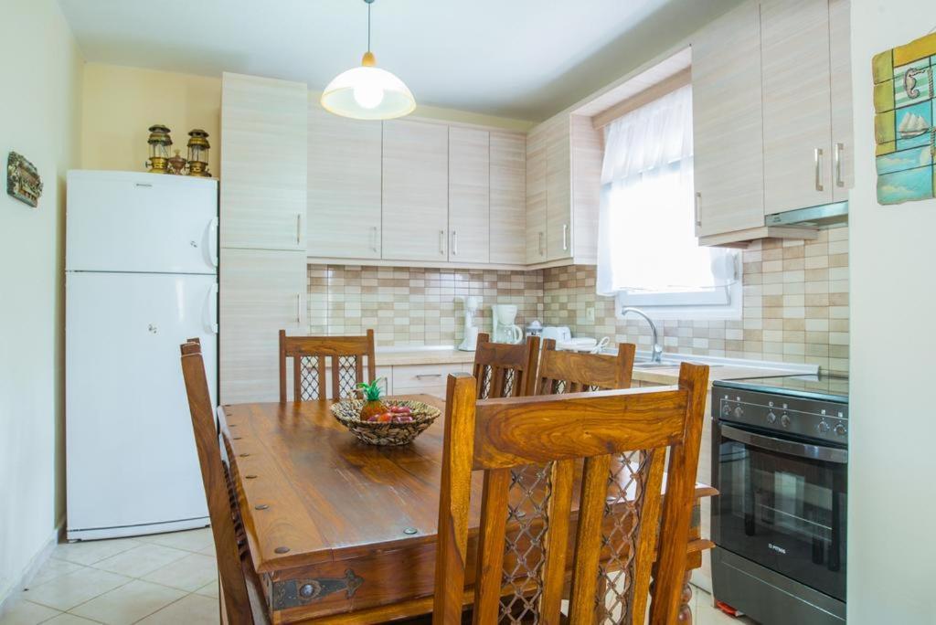 Diogenis Villa 보우르보우로우 외부 사진